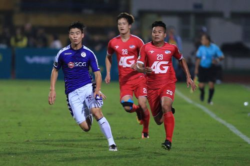 V-League vòng 23: Khúc cua quyết định