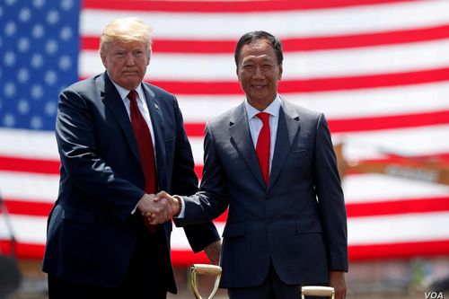 Ông trùm lắp ráp iPhone chưa bỏ giấc mơ làm 'Donald Trump xứ Đài'