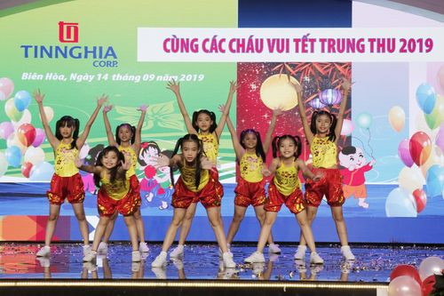 Trao quà Trung thu cho 1.000 trẻ em khuyết tật, mồ côi ở Đồng Nai