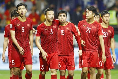 Tuyển Việt Nam tập trung ngắn hạn trước trận Malaysia