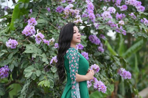NSƯT Tố Nga: Hát nhạc bolero ngọt vì đời đa đoan