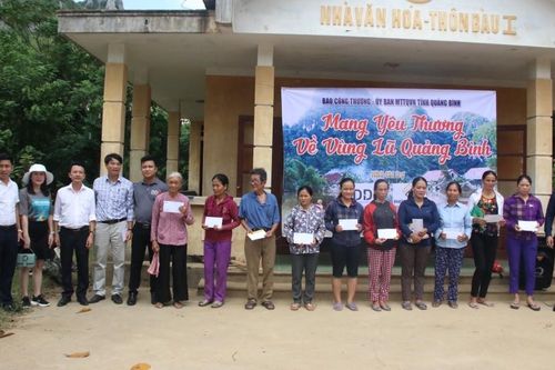 Báo Công Thương: Mang yêu thương về vùng lũ Quảng Bình