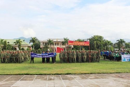 Tiểu đoàn Bộ binh 460 ra quân thực hiện phong trào 'Chống rác thải nhựa'