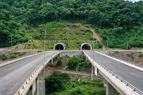 Kinh tế Xây dựng - Giao thông Bên trong hầm đường bộ 1.500 tỷ đồng