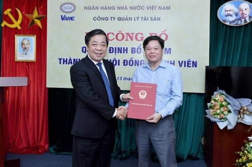 Công bố Quyết định điều động Thành viên Hội đồng thành viên VAMC