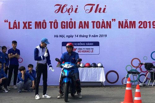 Hơn 800 thanh niên tham gia ngày hội về văn hóa giao thông