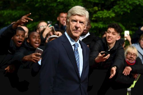 Cựu HLV Wenger làm việc tại FIFA
