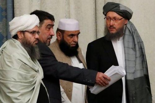 Phái đoàn Taliban đến Nga sau khi Mỹ hủy bỏ đàm phán hòa bình