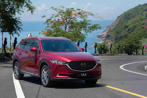 Doanh số SUV giảm mạnh do ảnh hưởng tháng cô hồn