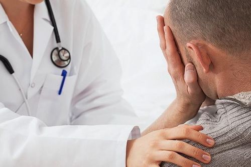 Bỏ điều trị ung thư để dùng thực phẩm chức năng là sai lầm