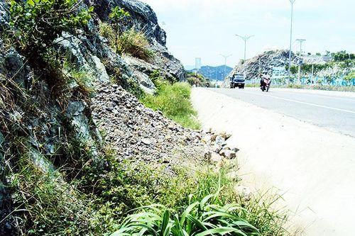 Con mương cần thông thoáng