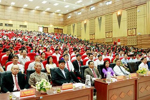 Khai giảng năm học 2019-2020 và tôn vinh các tập thể, cá nhân tiêu biểu