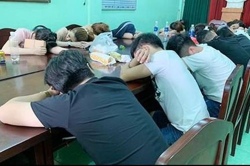 35 dân chơi trong quán bar ở Sài Gòn dương tính với ma túy