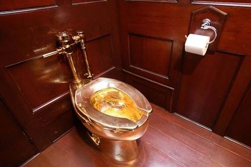 Bệ xí… bằng vàng trị giá hơn 29 tỷ đồng ở Cung điện Blenheim (Anh) bị đánh cắp