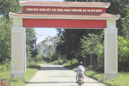 Tích cực xây dựng nông thôn mới, đô thị văn minh