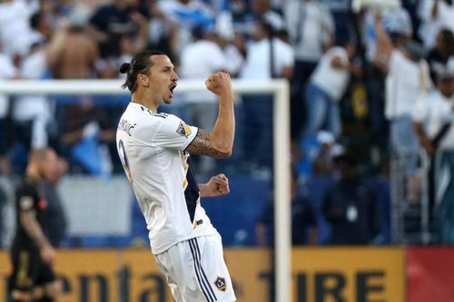 Ibrahimovic lập hat-trick siêu đẳng trên đất Mỹ