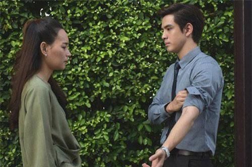 Chồng đang đưa bồ nhí đi du lịch thì được vợ chuyển khoản hẳn 1 tỷ cùng lời nhắn khiến anh 'xóc óc'