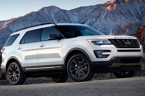 Ford triệu hồi SUV hạng sang tại Mỹ do lỗi ghế ngồi
