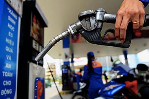 Giá xăng tiếp tục được điều chỉnh giảm nhẹ