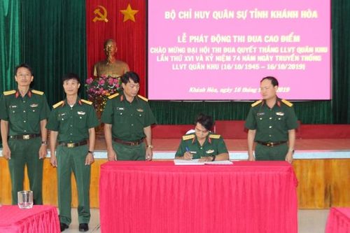 Phát động đợt thi đua cao điểm trong lực lượng vũ trang tỉnh Khánh Hòa