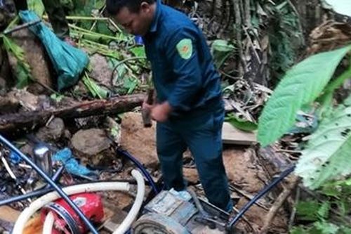 Truy quét 'vàng tặc' ở núi Định Yên