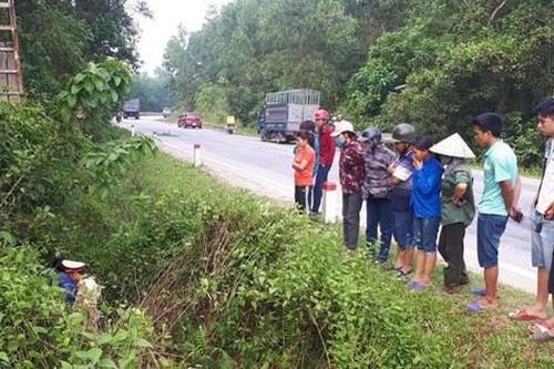Hà Tĩnh: Tá hỏa phát hiện người đàn ông tử vong dưới hố sâu cạnh chiếc xe máy