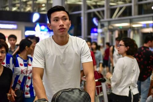 Đoàn Văn Hậu: Hành trang mang đến Hà Lan là lá cờ Tổ quốc
