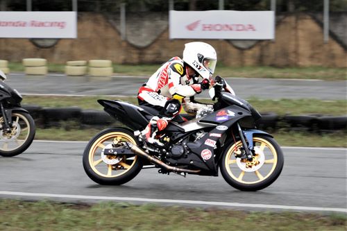 Honda Winner X phiên bản xe đua được độ chính hãng có gì đặc biệt?