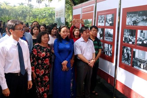 Tiếp bước kể chuyện Bác Hồ