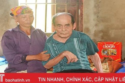 Cám cảnh vợ chồng bệnh tật vất vả nuôi con thiểu năng trí tuệ