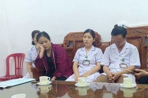 BVĐK huyện Đức Thọ kỷ luật ê - kíp đỡ đẻ vụ trẻ sơ sinh tử vong với vết đứt dài trên cổ