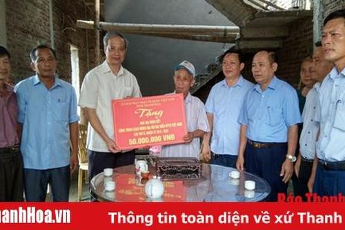 Bàn giao 108 nhà Đại đoàn kết cho hộ nghèo