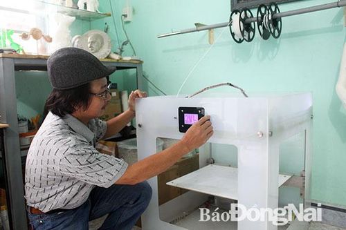 Nghệ sĩ Phạm Văn Út: Người kể chuyện điêu khắc