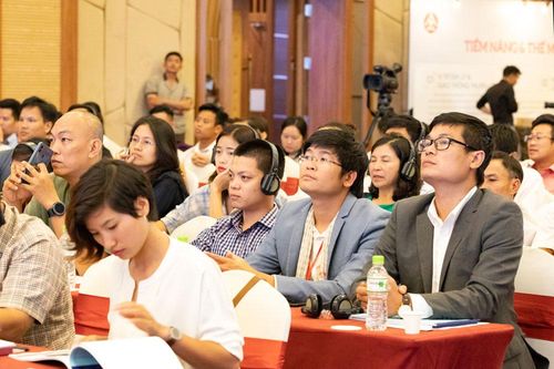 Công tác đối ngoại phục vụ phát triển