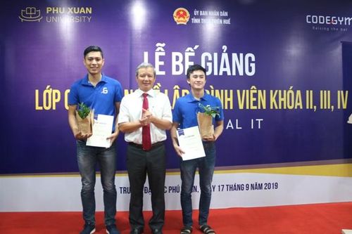 Kinh tế Khoa học - công nghệ 21 lập trình viên chuyên nghiệp có việc làm sau đào tạo
