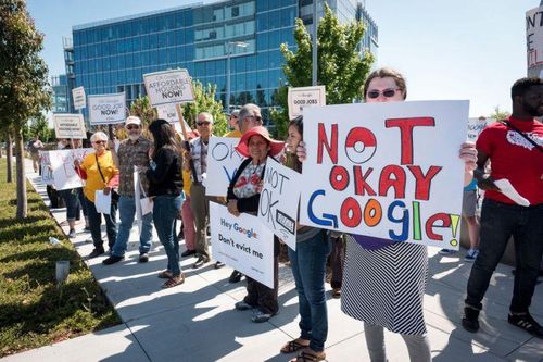 Nhân viên Facebook, Google đình công ngày iPhone 11 mở bán