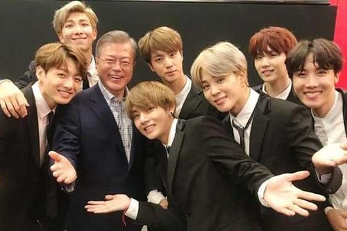Lại được Tổng thống Hàn Quốc nhắc tên, BTS rõ ràng đang mang trên vai sứ mệnh quan trọng