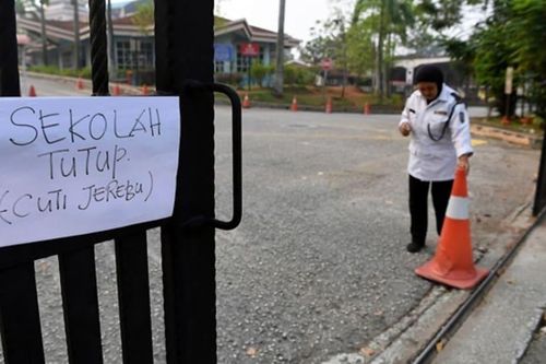 Malaysia đóng cửa gần 1.500 trường học do khói mù
