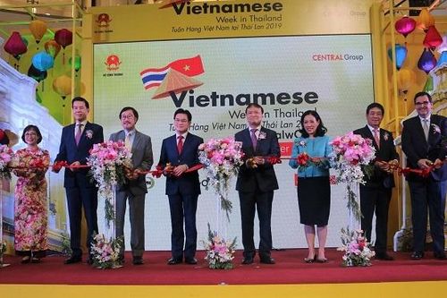 Khai mạc Tuần hàng Việt Nam tại Thái-lan