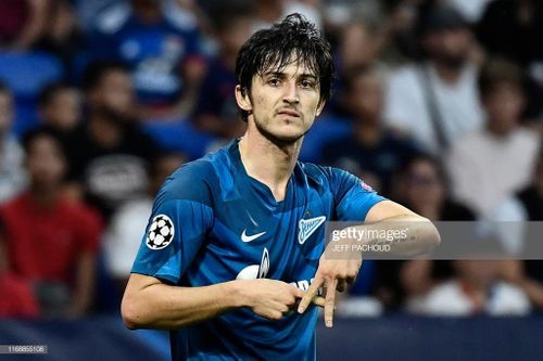 'Messi Iran' lập cú đúp vào lưới tuyển Việt Nam ở Asian Cup ghi bàn mở màn Champions League
