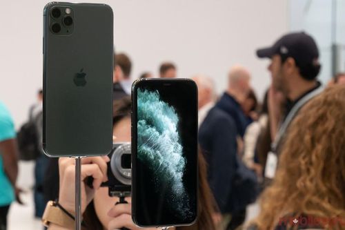 Giá sửa màn hình iPhone 11 Pro Max đắt ngang smartphone tầm trung