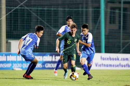 Đè bẹp Macau, U16 Australia đua với U16 Việt Nam