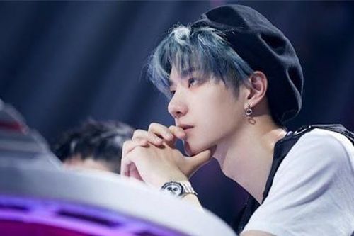 Ngất ngây trước vẻ đẹp mê hồn của Vương Nhất Bác, chàng diễn viên trẻ đang lên ở Cbiz