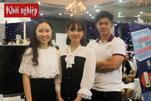 Người trẻ yêu môi trường với ý tưởng thu phí rác online