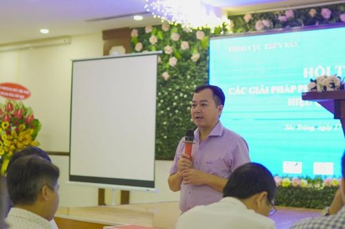 Ưu tiên ứng dụng khoa học kỹ thuật để phát triển nuôi tôm nước lợ hiệu quả