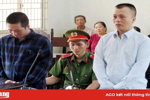 Cháu tiếp tay cho cậu mua bán ma túy