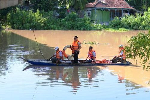 Chốt cứu hộ sẵn sàng ứng cứu trong mùa lũ