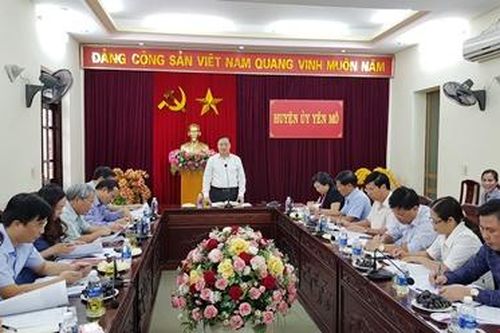 Ban Thường vụ Tỉnh ủy làm việc với Ban Thường vụ Huyện ủy Yên Mô về việc lãnh đạo, chỉ đạo, quán triệt và tổ chức thực hiện Nghị quyết Đại hội Đảng toàn quốc lần thứ XII và Nghị quyết Đại hội Đảng bộ tỉnh lần thứ XXI
