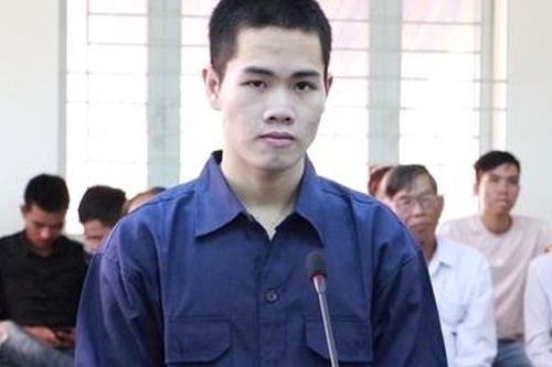 Thuê phòng trọ sống cùng bé gái 15 tuổi, lãnh 18 tháng tù