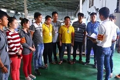 Nâng cao nghiệp vụ pháp luật cho công nhân xung kích